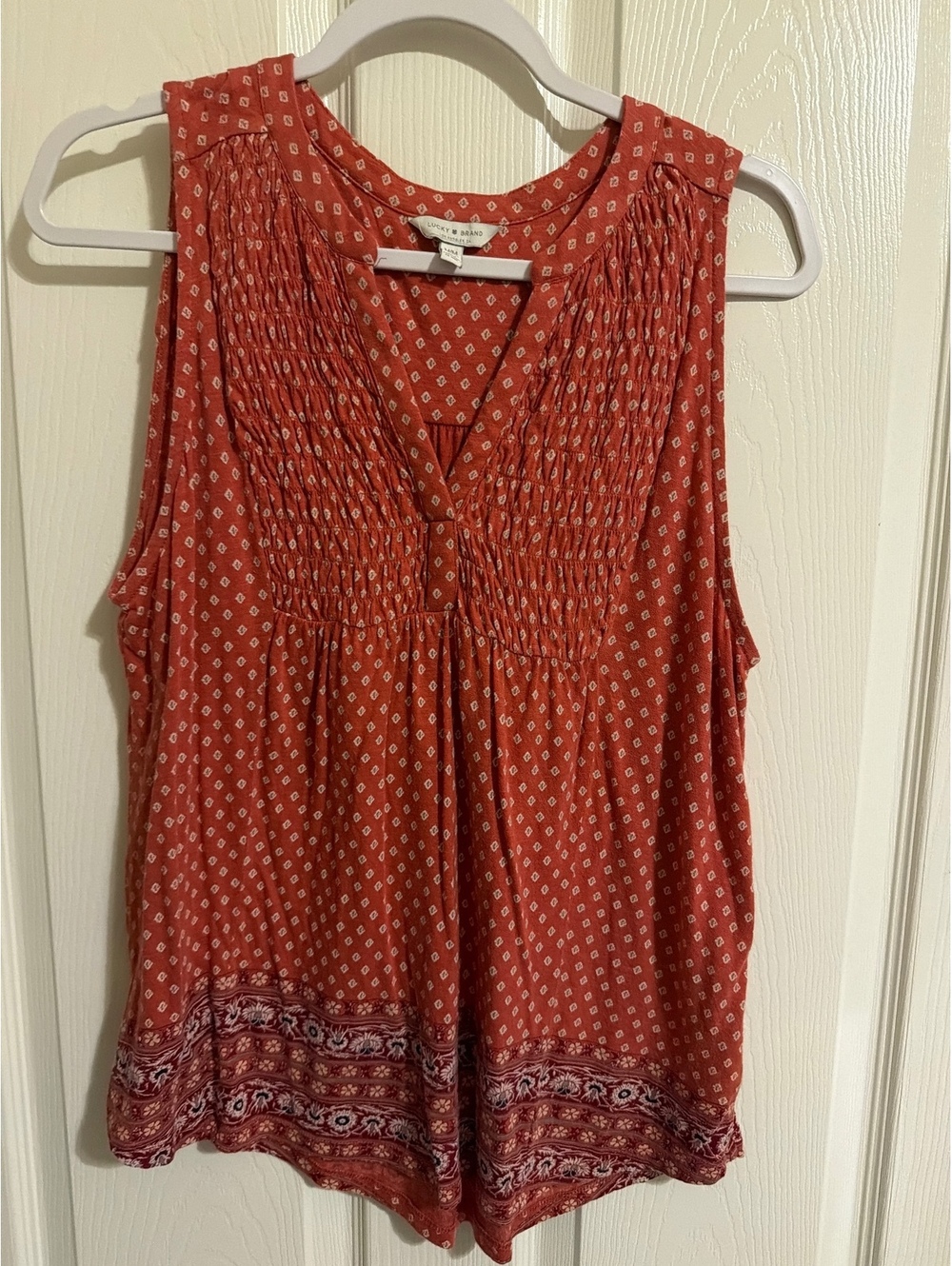 Lucky Brand Rust Red Sleeveless Boho Blouse with Pattern